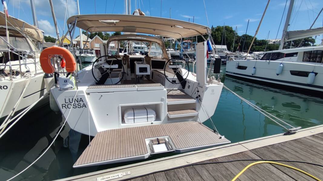 Dufour 430 GL LUNA ROSSA