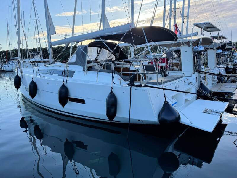 Dufour 430 GL Levan