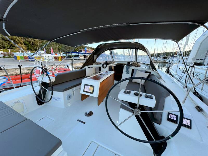 Dufour 430 GL Levan