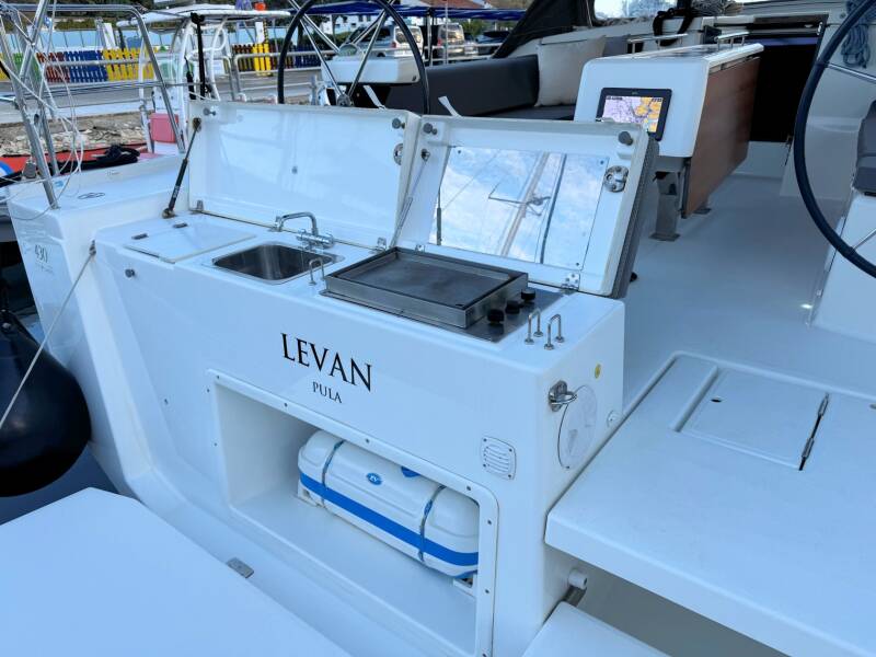 Dufour 430 GL Levan