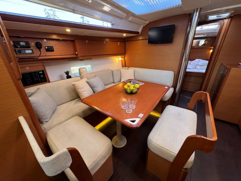 Dufour 430 GL Levan