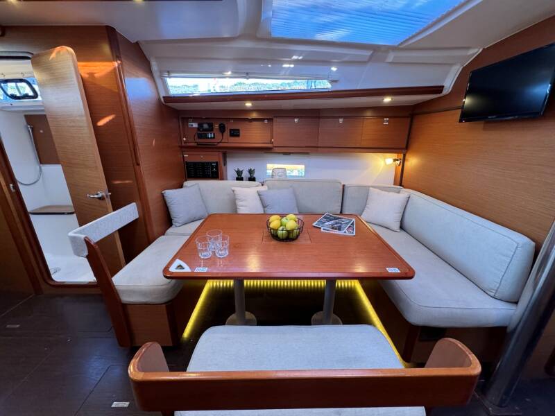 Dufour 430 GL Levan