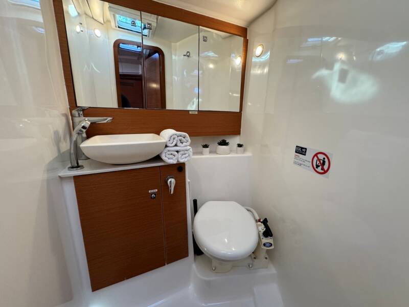 Dufour 430 GL Levan