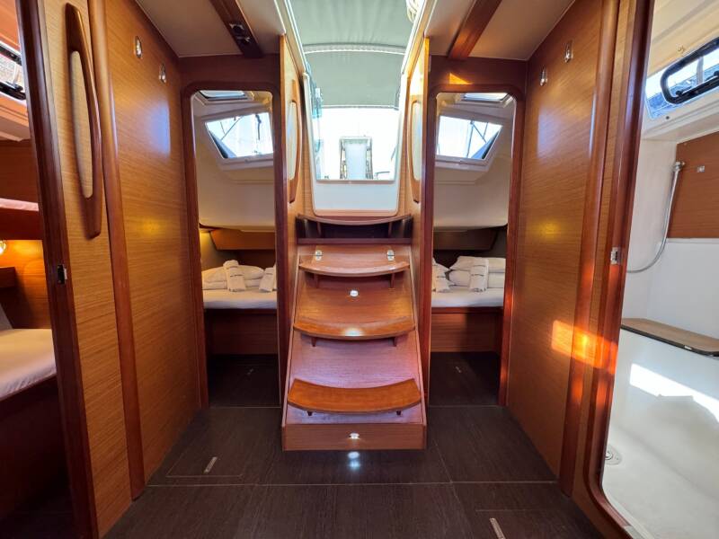 Dufour 430 GL Levan