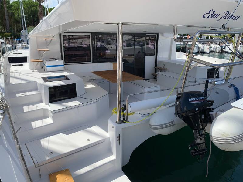 Dufour 48 Catamaran Eden Planet