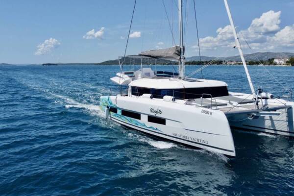 Dufour 48 Catamaran Mojito