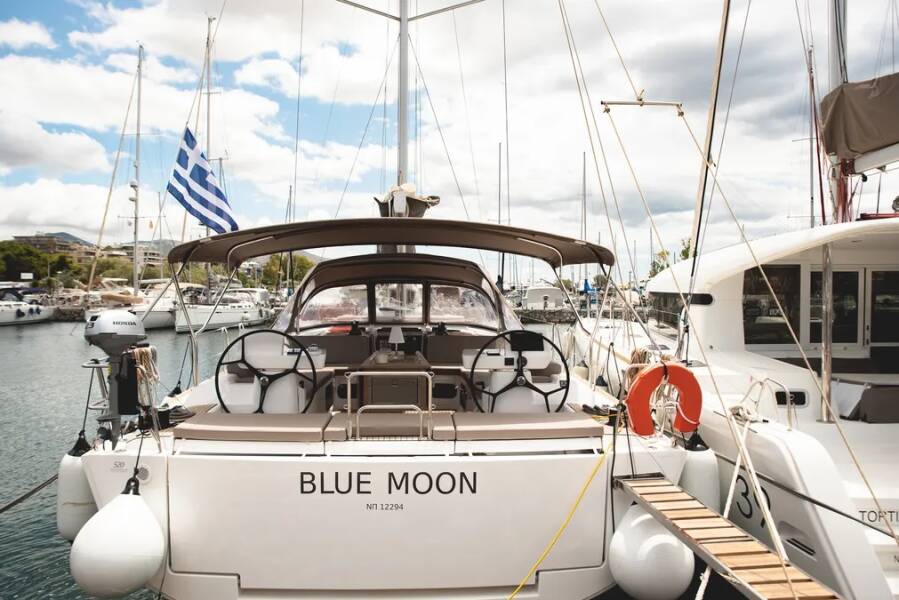 Dufour 520 GL Blue Moon