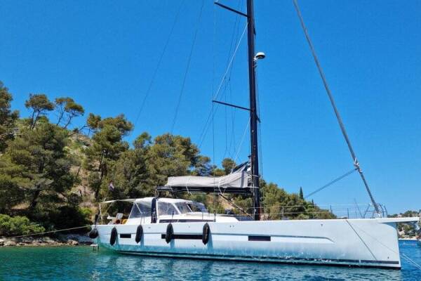Dufour Exclusive 63 Bahia Feliz V