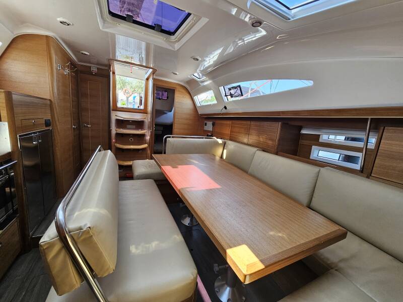 Elan Impression 45.1 HMS Magnolia