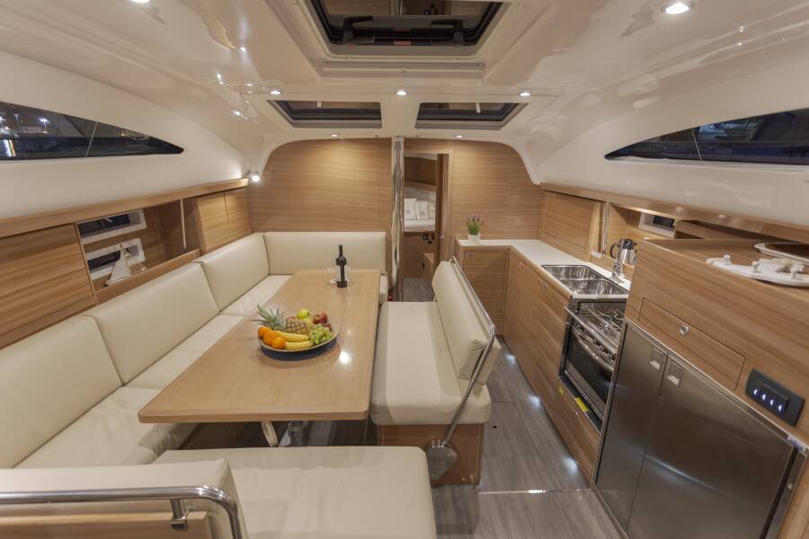 Elan Impression 45.1 Bad Buoy