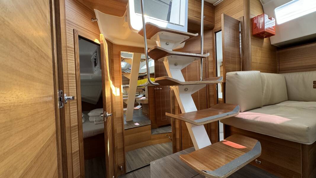 Elan Impression 50.1 Miss Esme