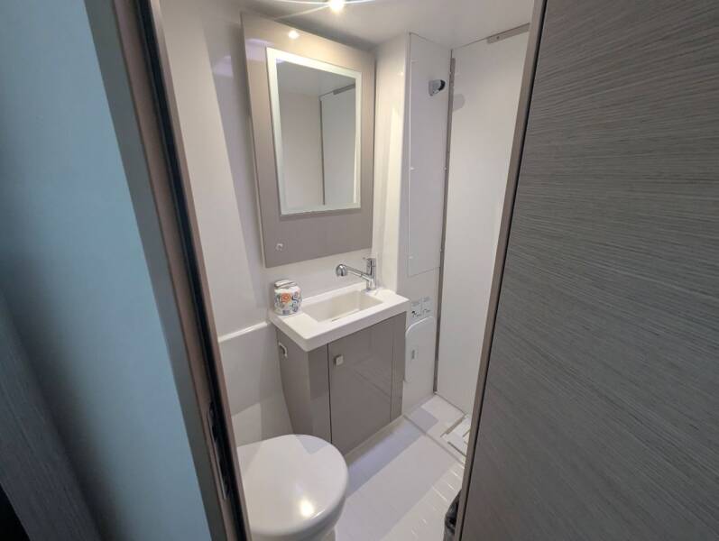 Fountaine Pajot Astrea 42 EDEN BLUE 