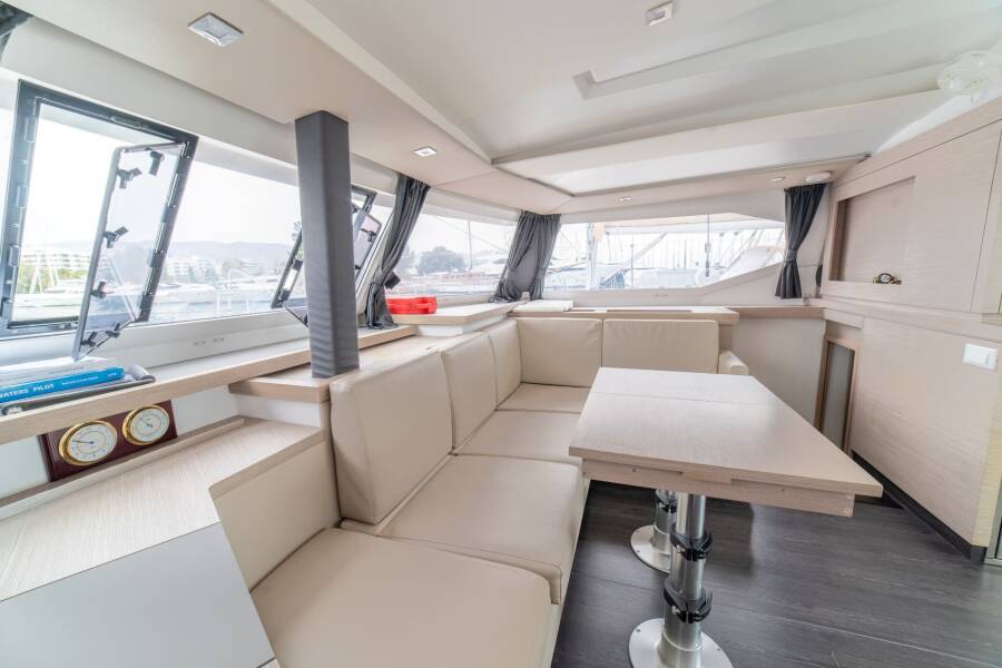 Fountaine Pajot Astrea 42 MARLIN II