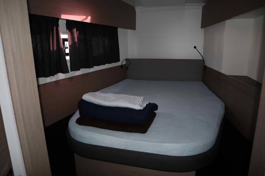 Fountaine Pajot Astrea 42 