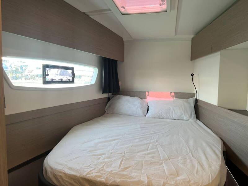 Fountaine Pajot Astrea 42 WHITEHAVEN