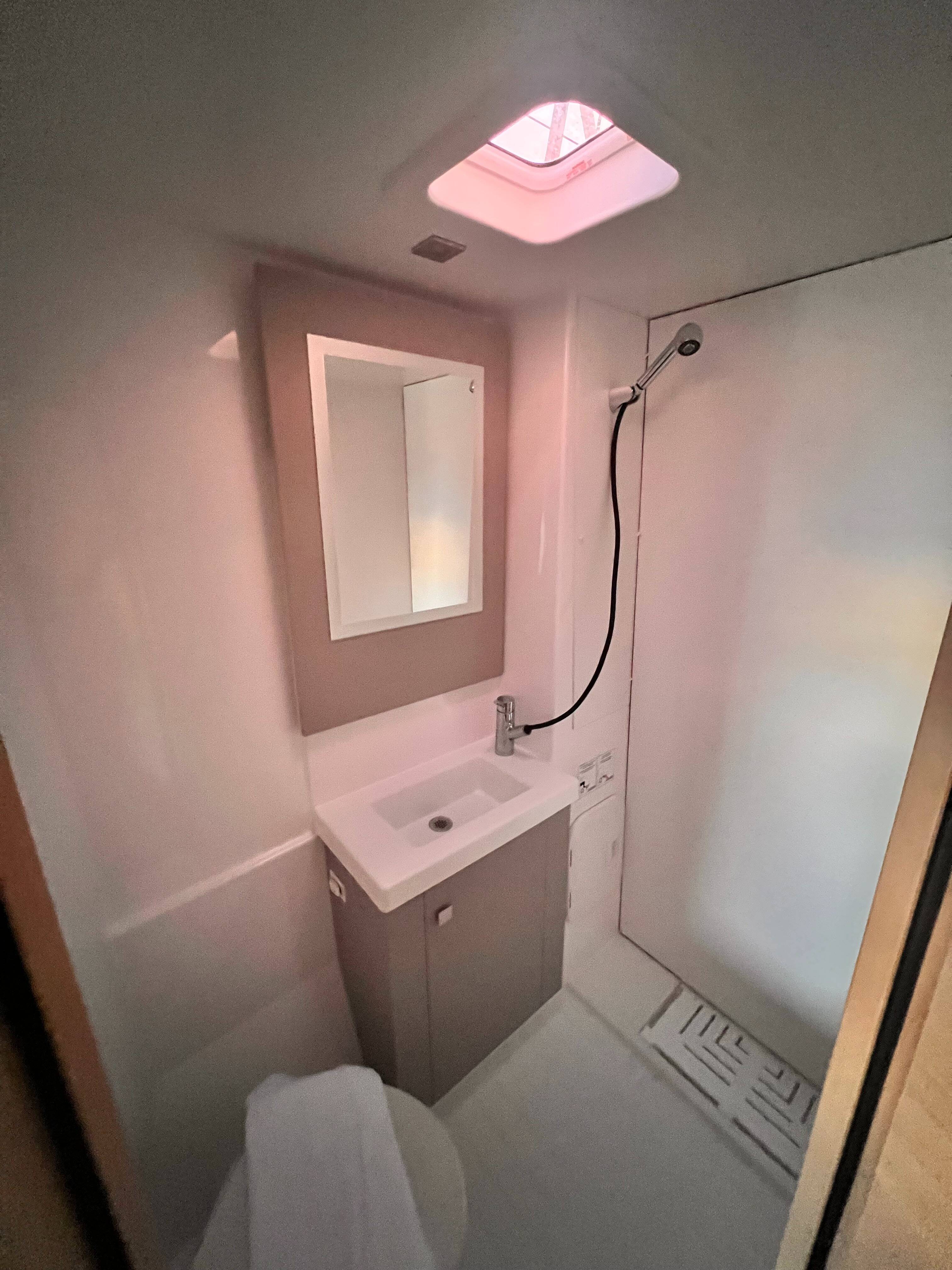 Fountaine Pajot Astrea 42 Bollinger