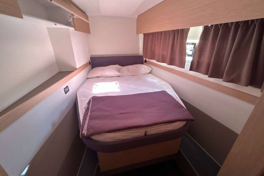 Fountaine Pajot Astrea 42 Deutz