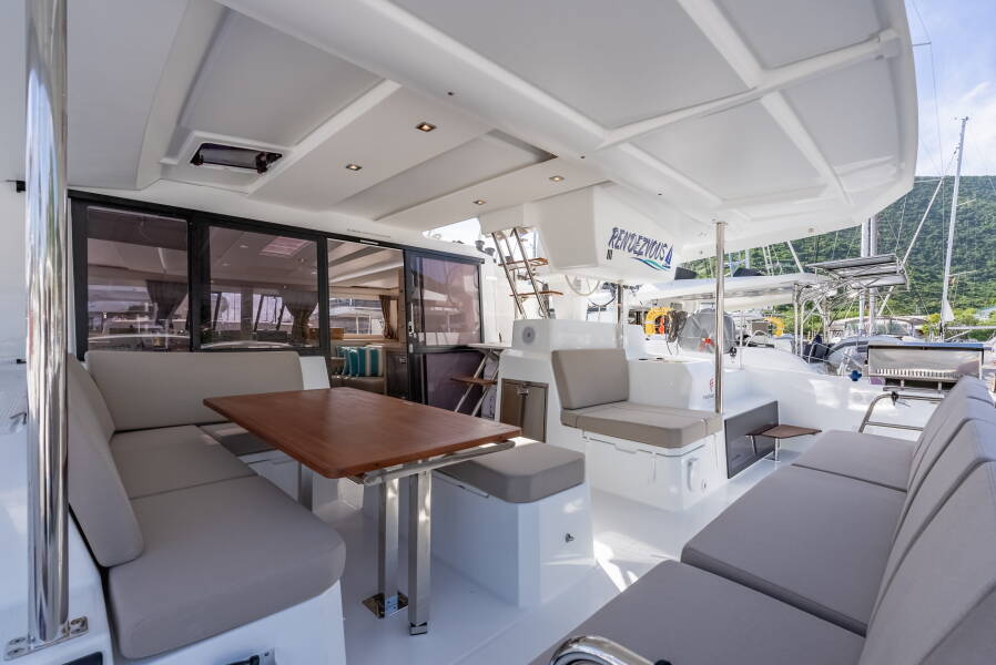 Fountaine Pajot Astrea 42 Rendezvous III
