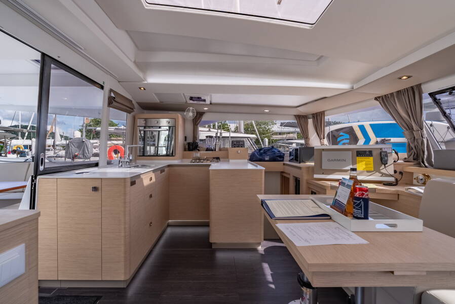 Fountaine Pajot Astrea 42 Rendezvous III