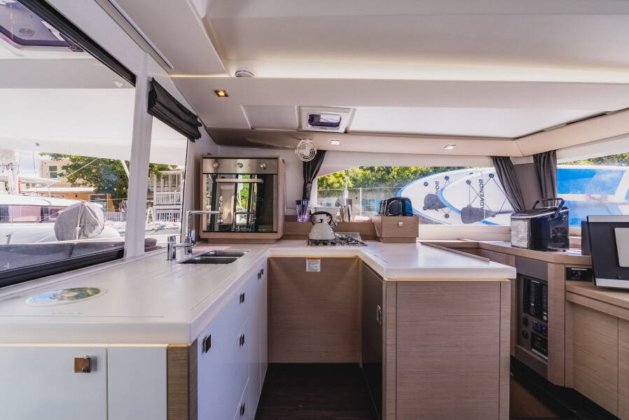 Fountaine Pajot Astrea 42 Pegasus