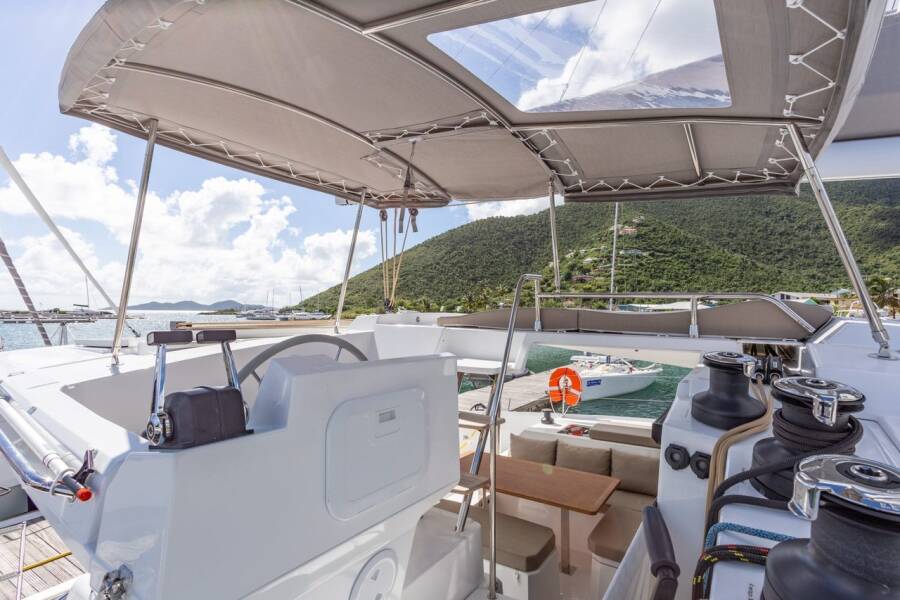 Fountaine Pajot Astrea 42 Brown Eyed Girl