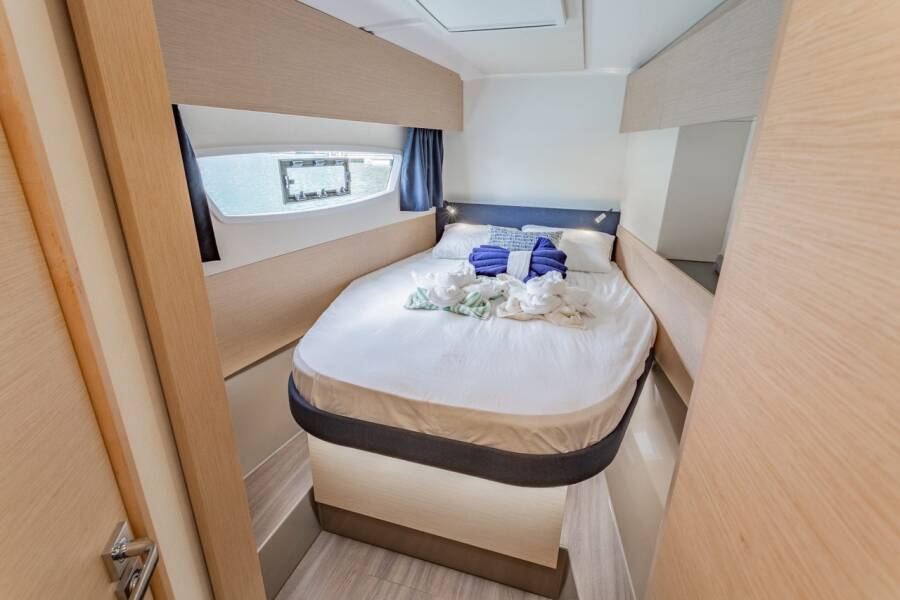 Fountaine Pajot Astrea 42 Brown Eyed Girl