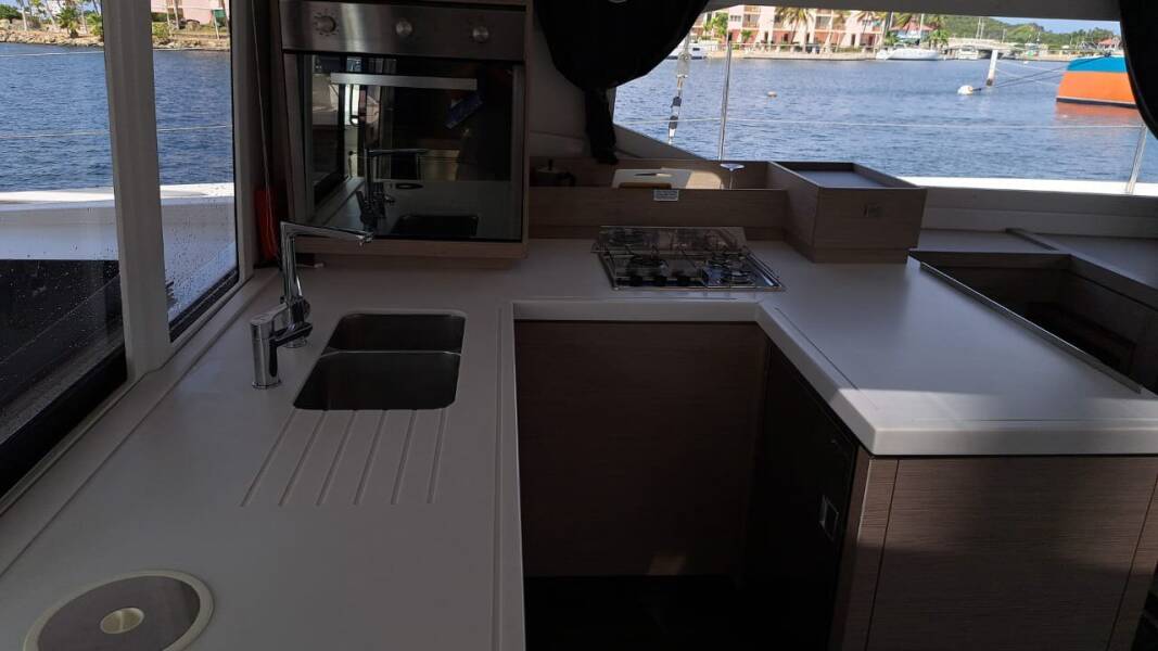 Fountaine Pajot Astrea 42 Marguerite