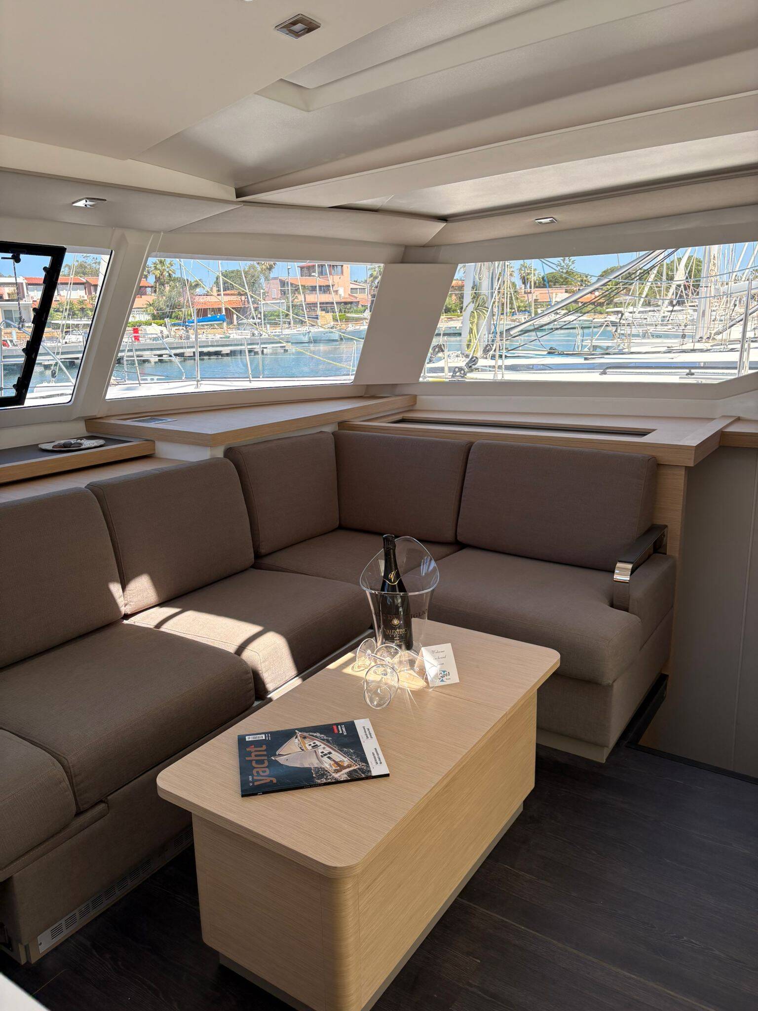 Fountaine Pajot Astrea 42 