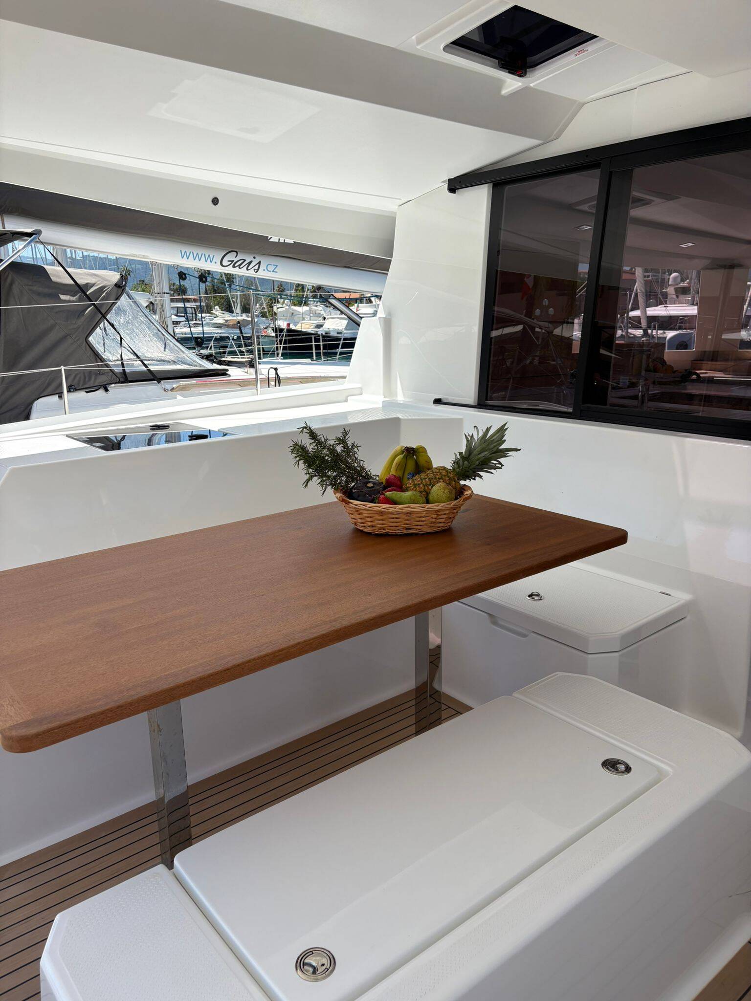Fountaine Pajot Astrea 42 