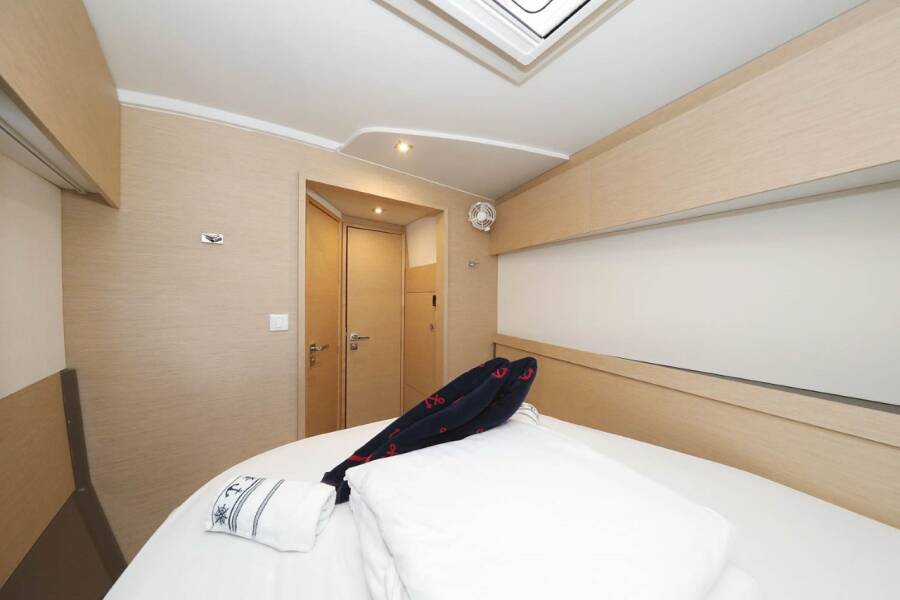 Fountaine Pajot Astrea 42 