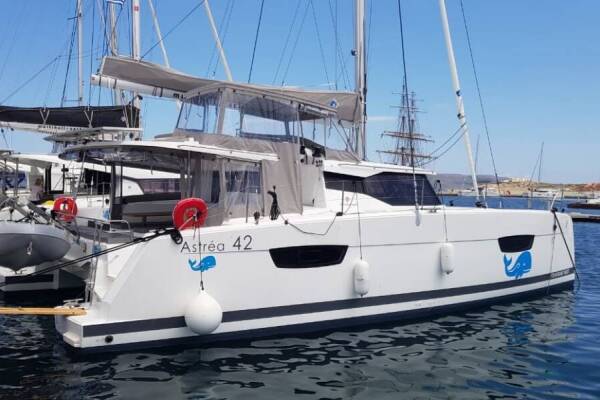 Fountaine Pajot Astrea 42 Wild Baleine