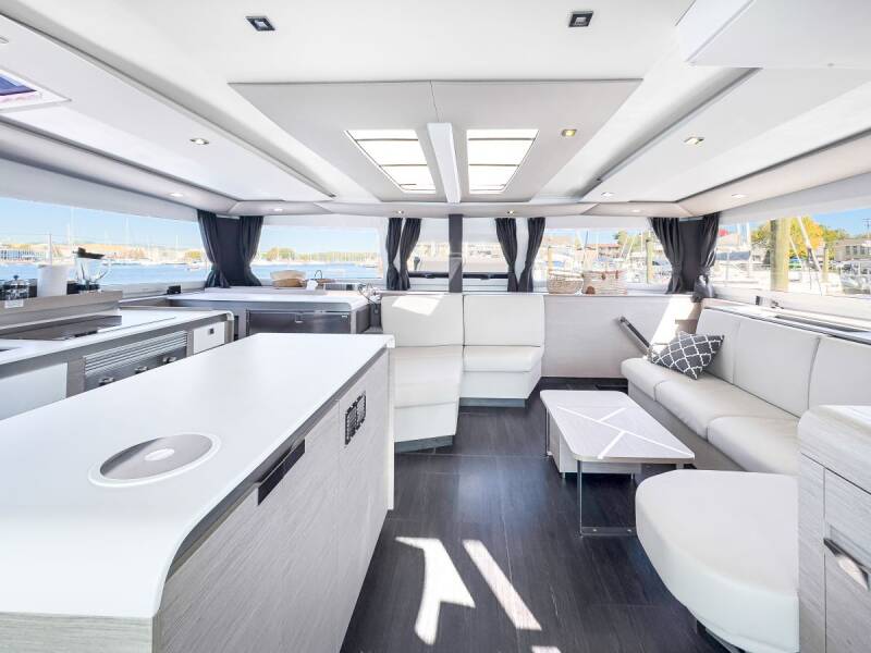 Fountaine Pajot Aura 51 DarLaJ