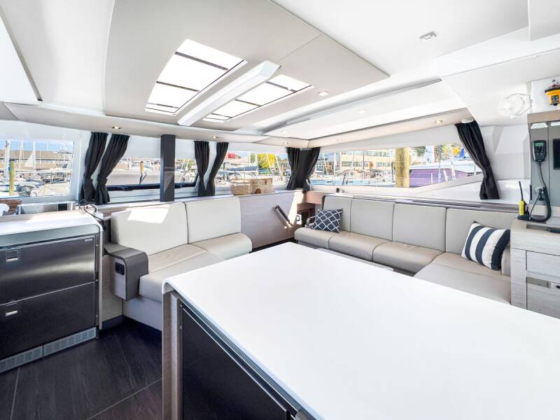 Fountaine Pajot Aura 51 DarLaJ