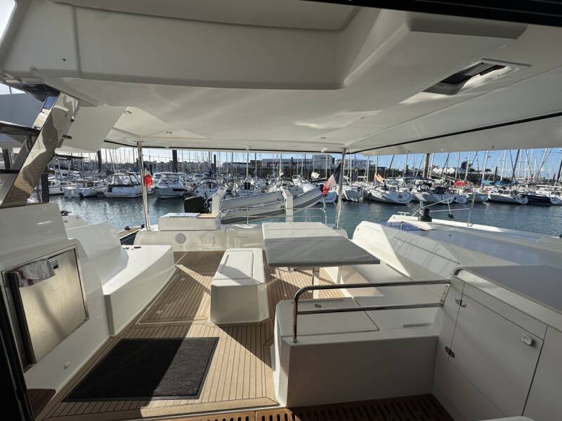 Fountaine Pajot Aura 51 Maeva