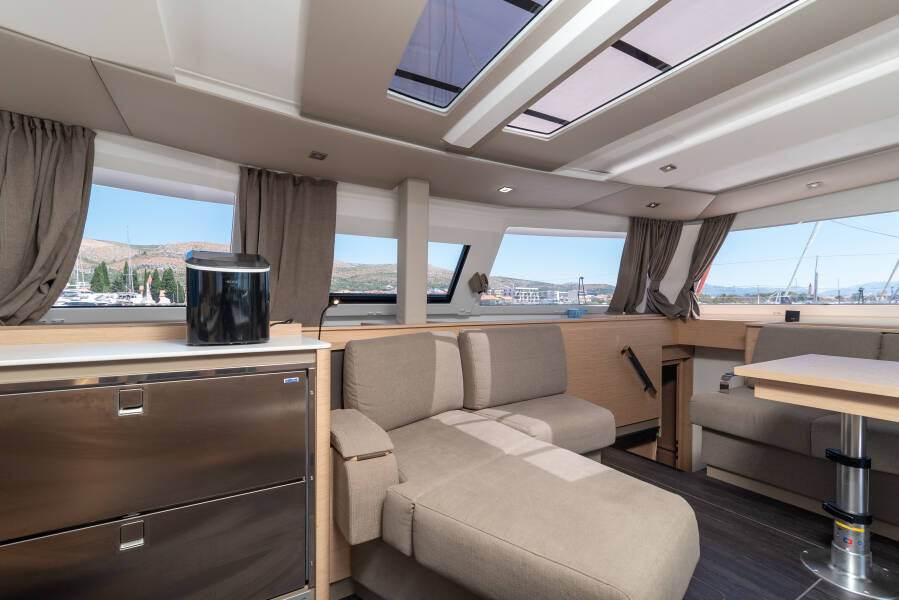 Fountaine Pajot Aura 51 Odysseus