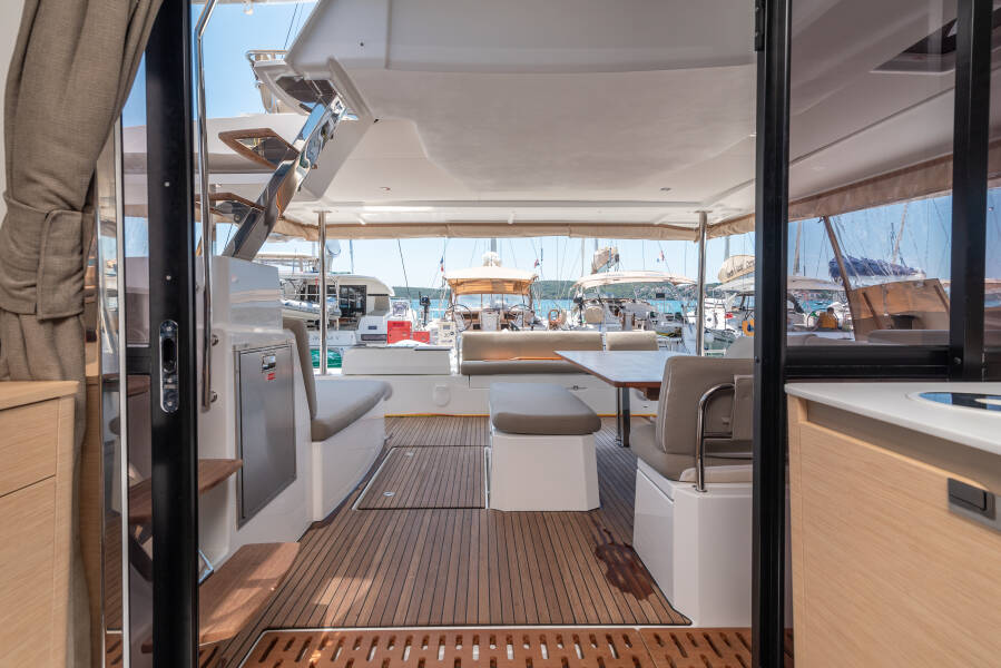Fountaine Pajot Aura 51 Odysseus