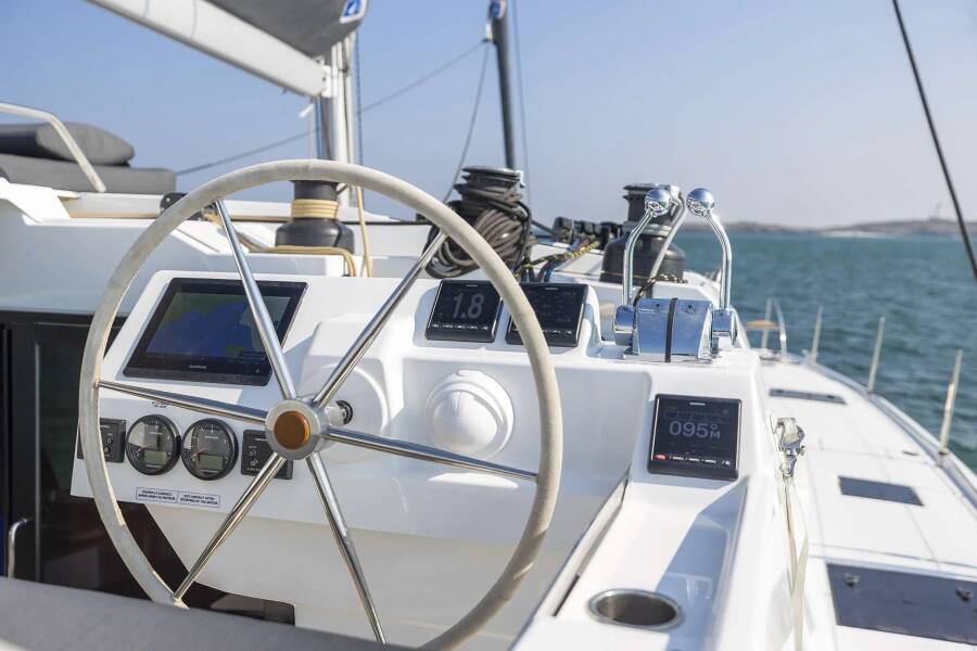 Fountaine Pajot Aura 51 The Big Leboatski