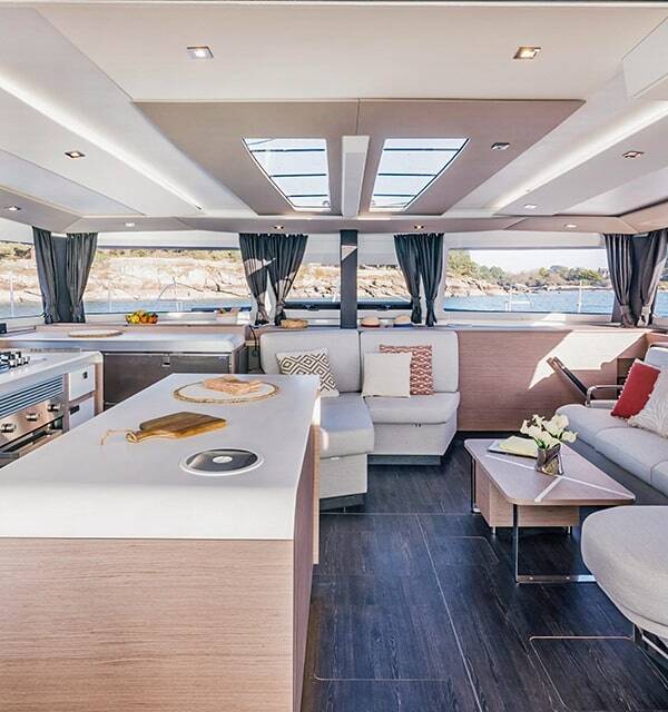 Fountaine Pajot Aura 51 Alaia