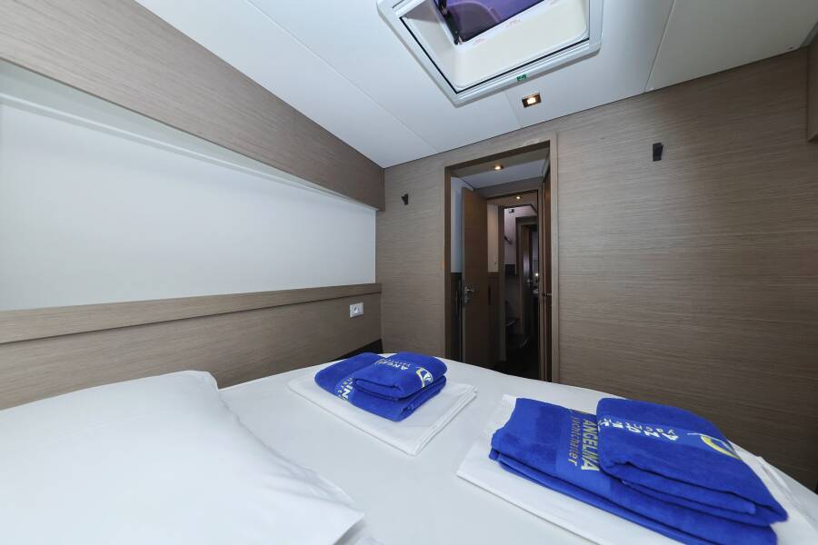 Fountaine Pajot Elba 45 Sun Office