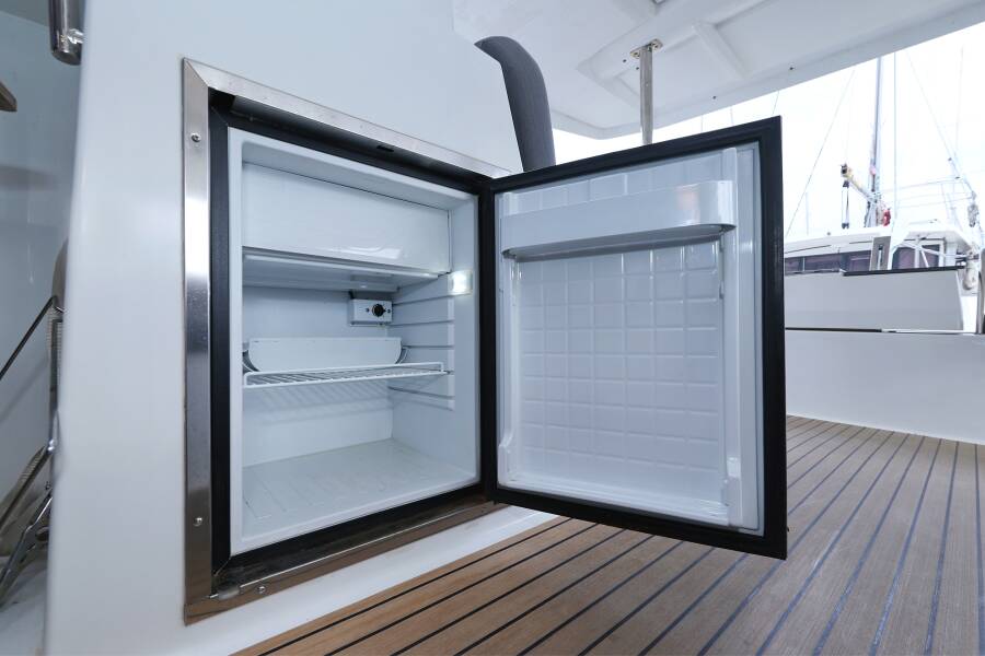 Fountaine Pajot Elba 45 Sun Office
