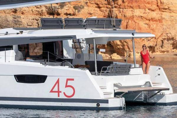 Fountaine Pajot Elba 45 Halle Berry