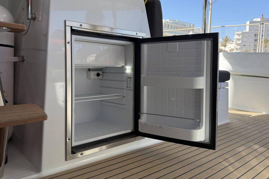 Fountaine Pajot Elba 45 Yara