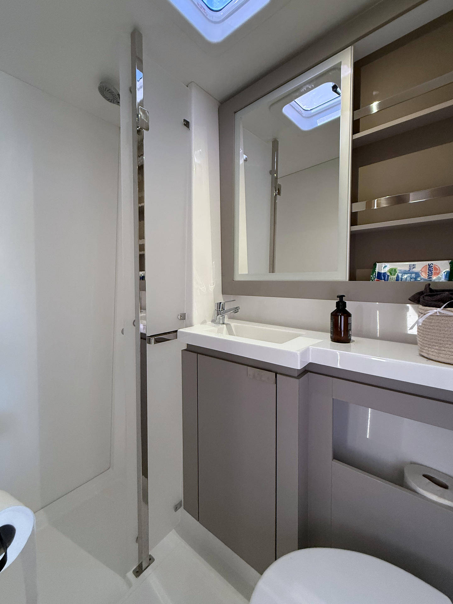 Fountaine Pajot Elba 45 Yara