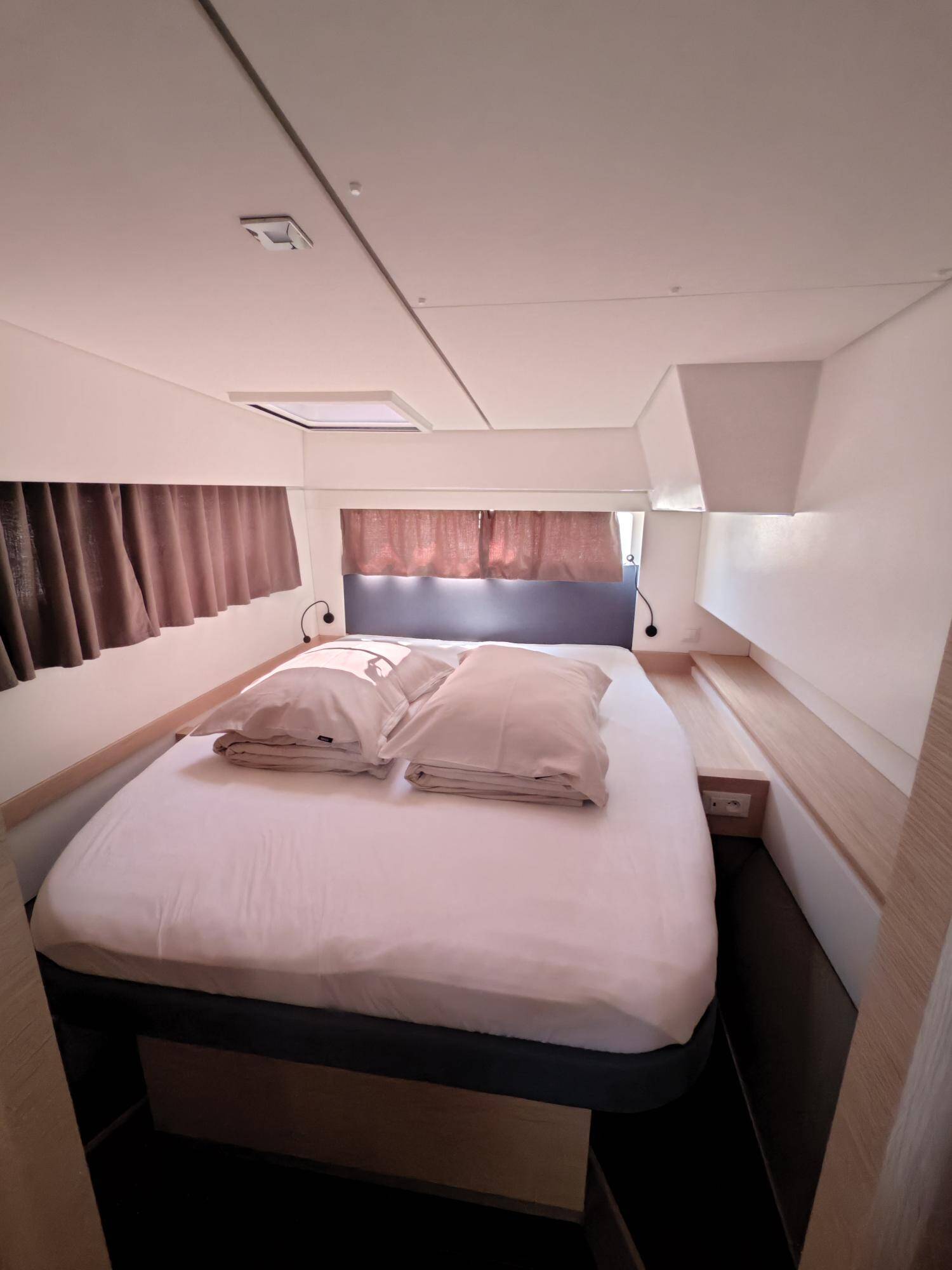 Fountaine Pajot Elba 45 Caramita