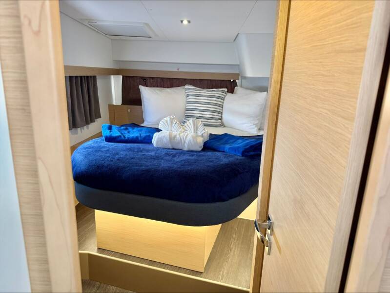 Fountaine Pajot FP 44 Maestro Scarlet Ibis II