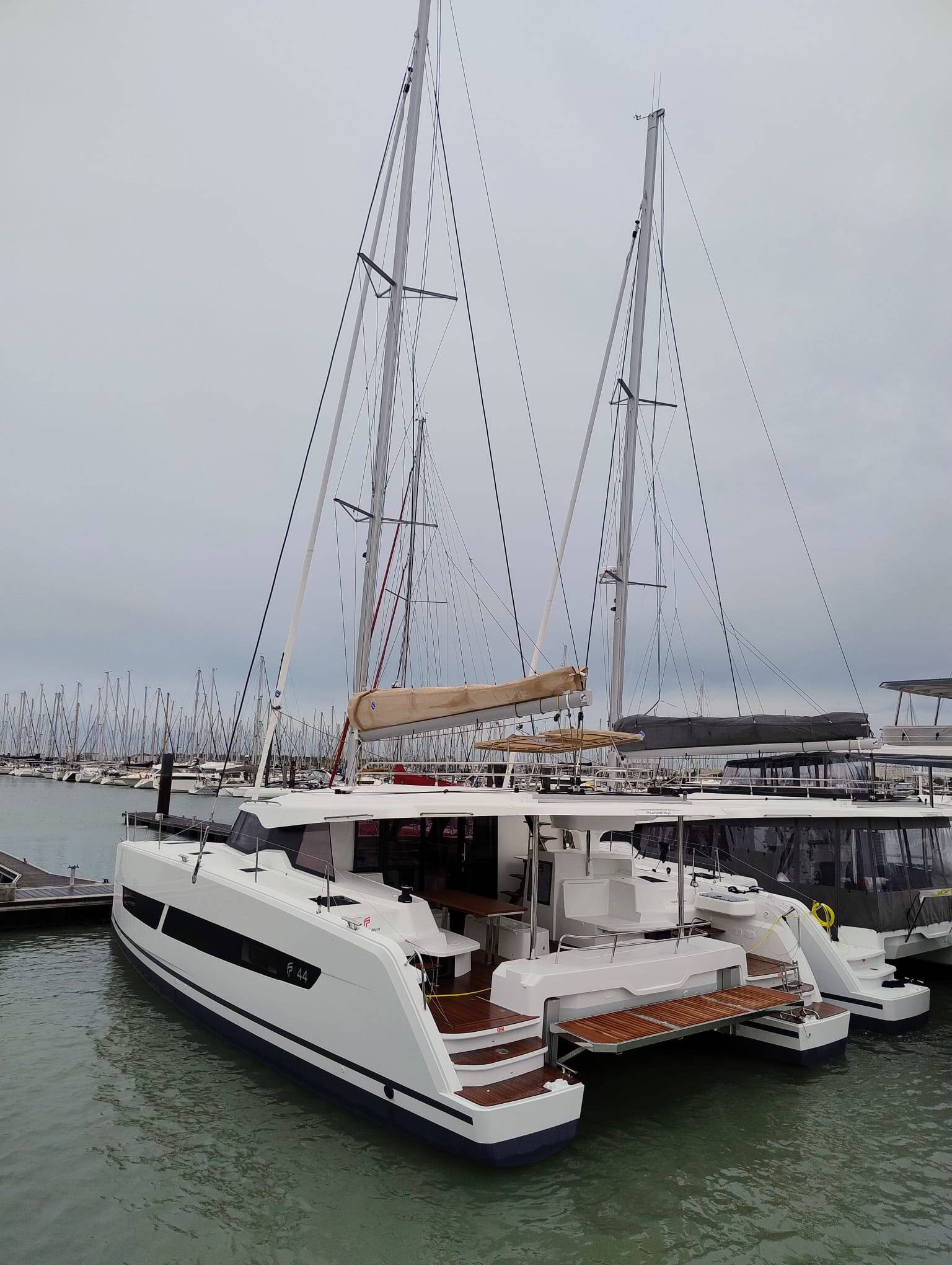 Fountaine Pajot FP 44 Quatuor Lizzie
