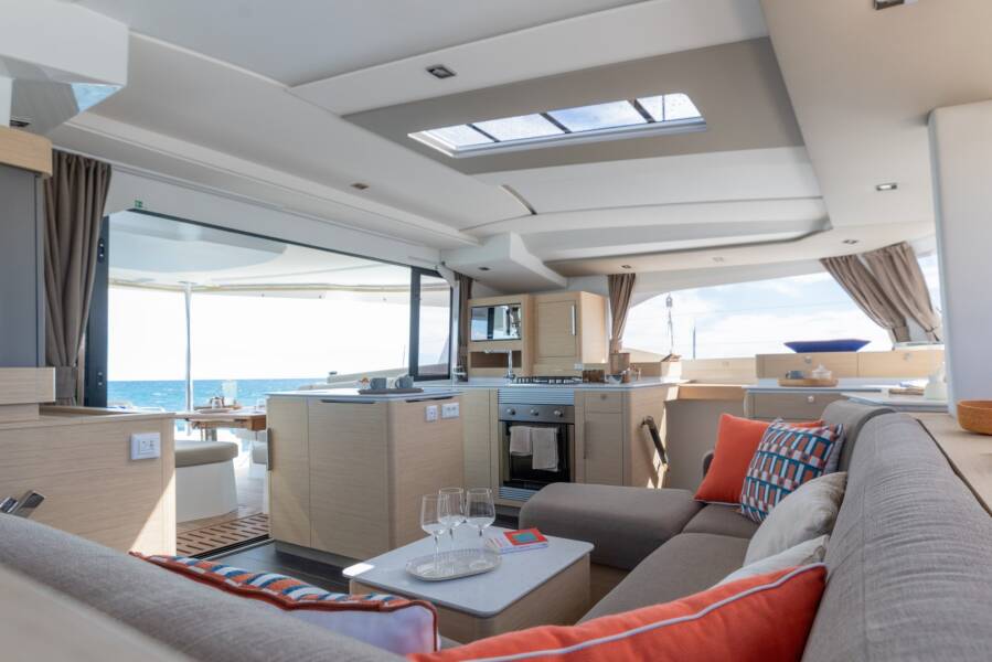 Fountaine Pajot FP 44 Quatuor Skywalker