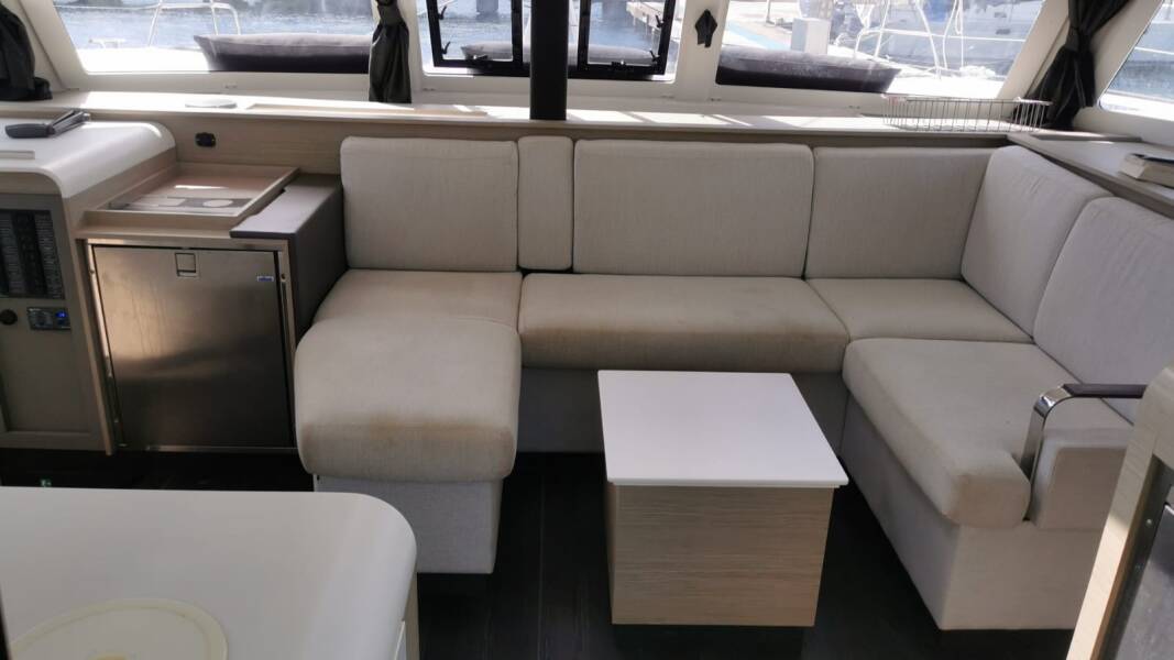 Fountaine Pajot Isla 40 CLASS