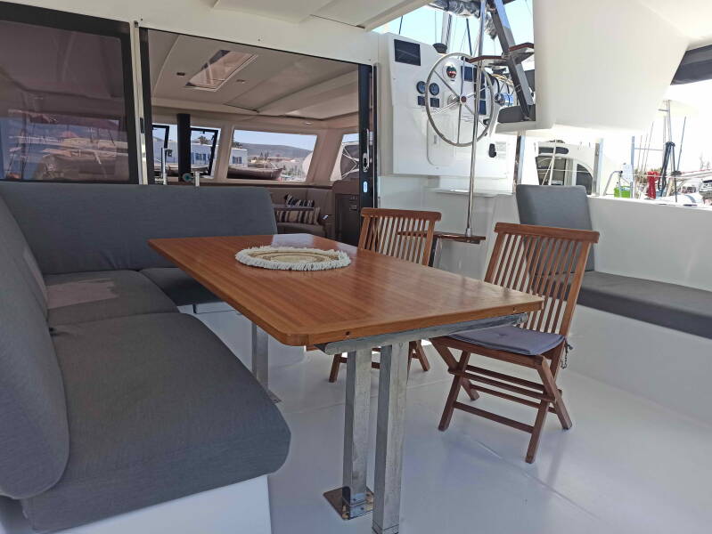 Fountaine Pajot Isla 40 Almiriki