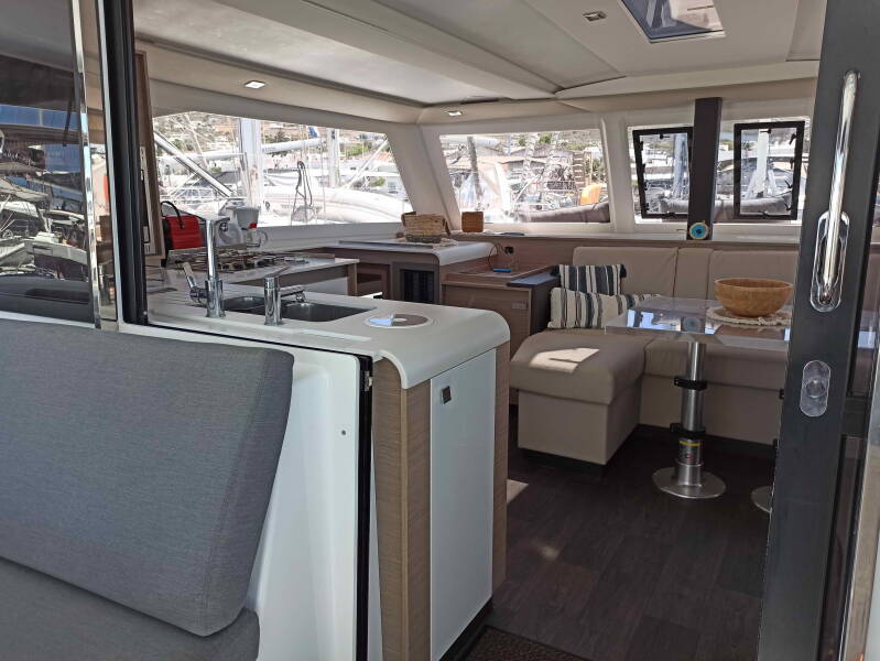 Fountaine Pajot Isla 40 PRESTIGE